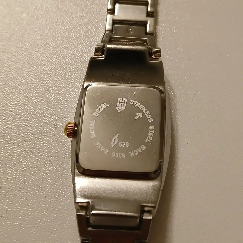 Vintage 80s Helbros Women's Two-Tone Black Dial Quartz Watch 7.5